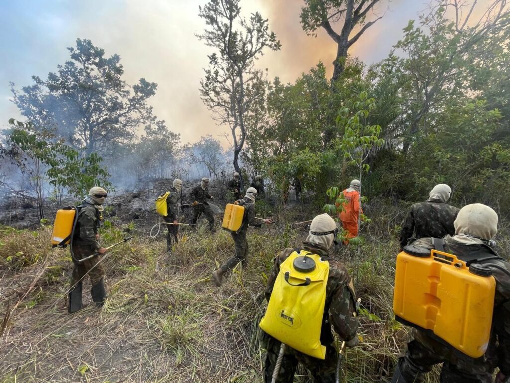 Helicóptero Pantera-K2 vai ajudar a combater desastre ambiental causado pelas queimadas na Ilha do Bananal; conheça aeronave