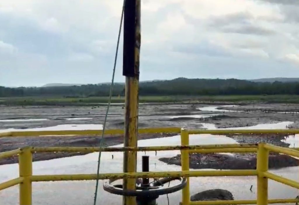 Polícia investiga suspeita de contaminação da água distribuída durante crise hídrica em Paraíso